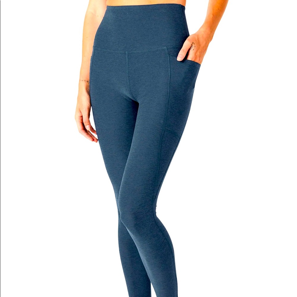 ⛔️SOLD⛔️ NWT Beyond Yoga Spacedye Out Of Pocket Legging